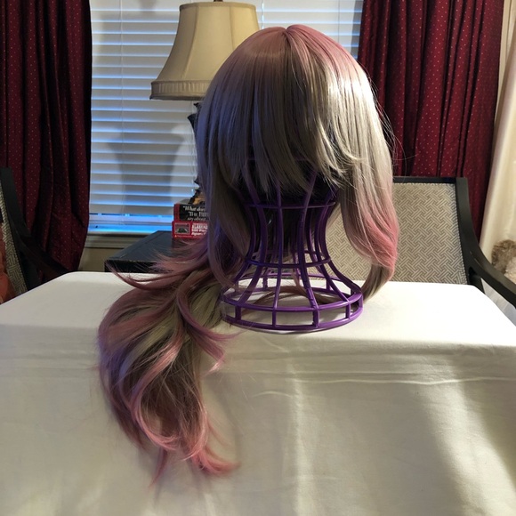 Long Synthetic Wig - Picture 6 of 15